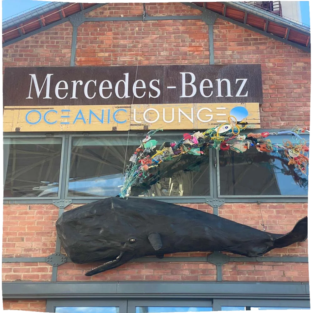 Ação de sustentabilidade em Lisboa. Recolha de lixo marítimo do Rio Tejo